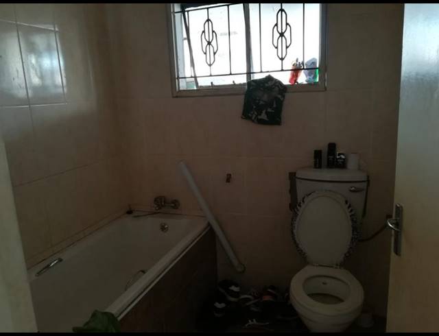 2 BEDROOM HOUSE FOR SALE IN DAVEYTON EXT 3